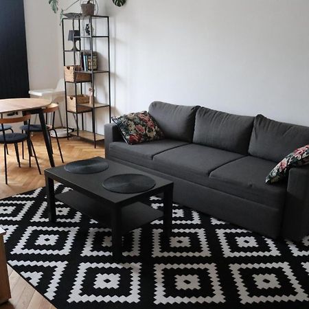Ohmyhome - Plac Pieciu Rogow - Centrum Варшава Екстер'єр фото