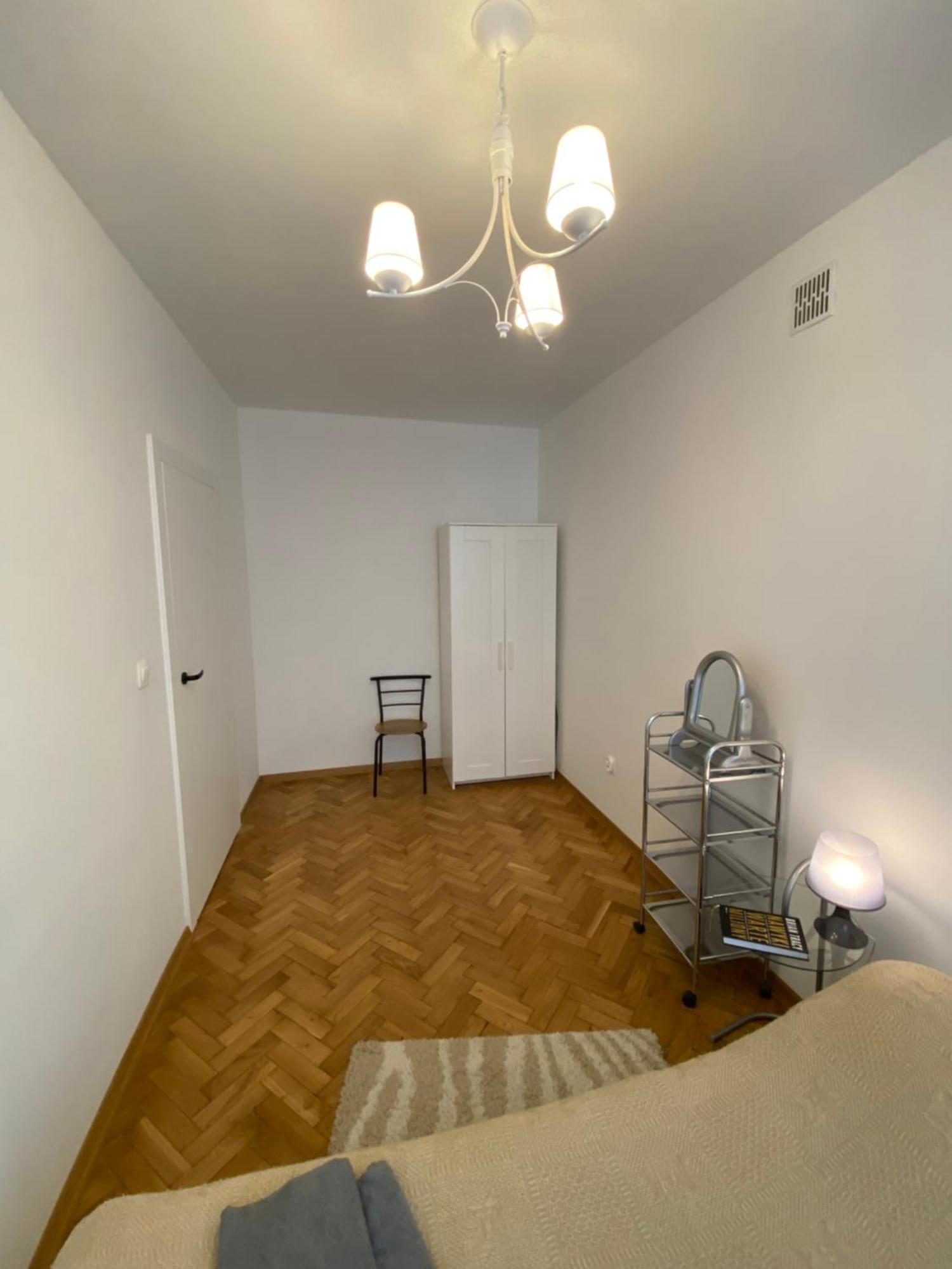 Ohmyhome - Plac Pieciu Rogow - Centrum Варшава Екстер'єр фото